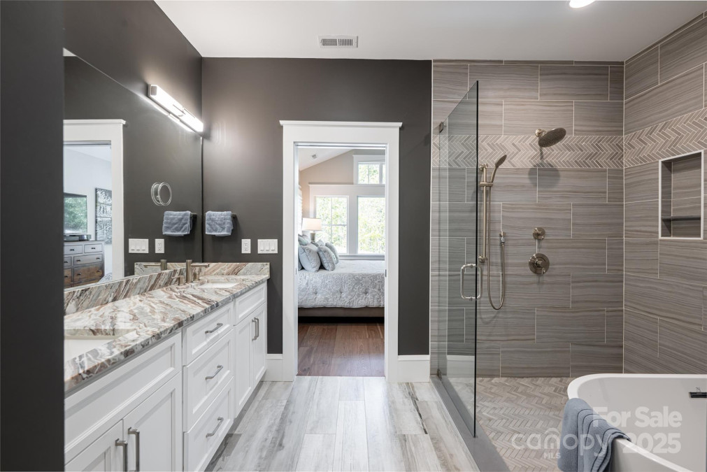 73 Starwood Valley Trl Arden, NC 28704