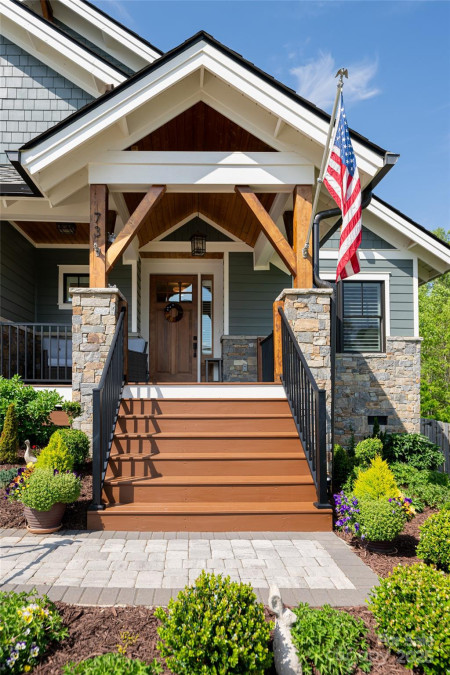 73 Starwood Valley Trl Arden, NC 28704