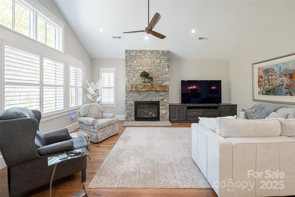 73 Starwood Valley Trl Arden, NC 28704