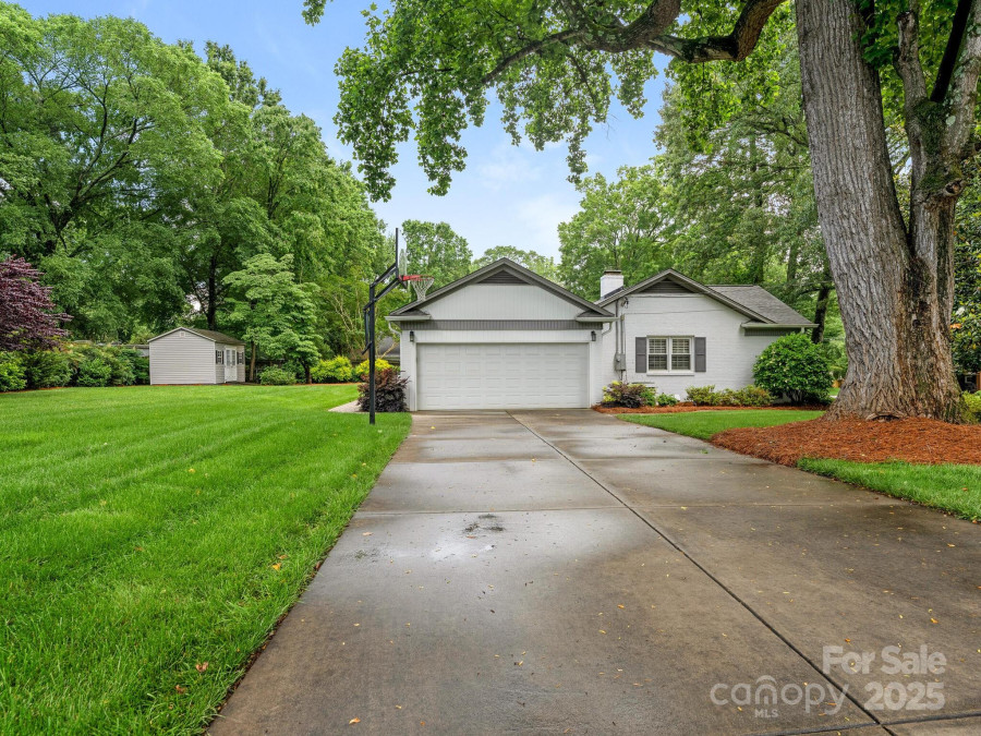 3615 Champaign St Charlotte, NC 28210