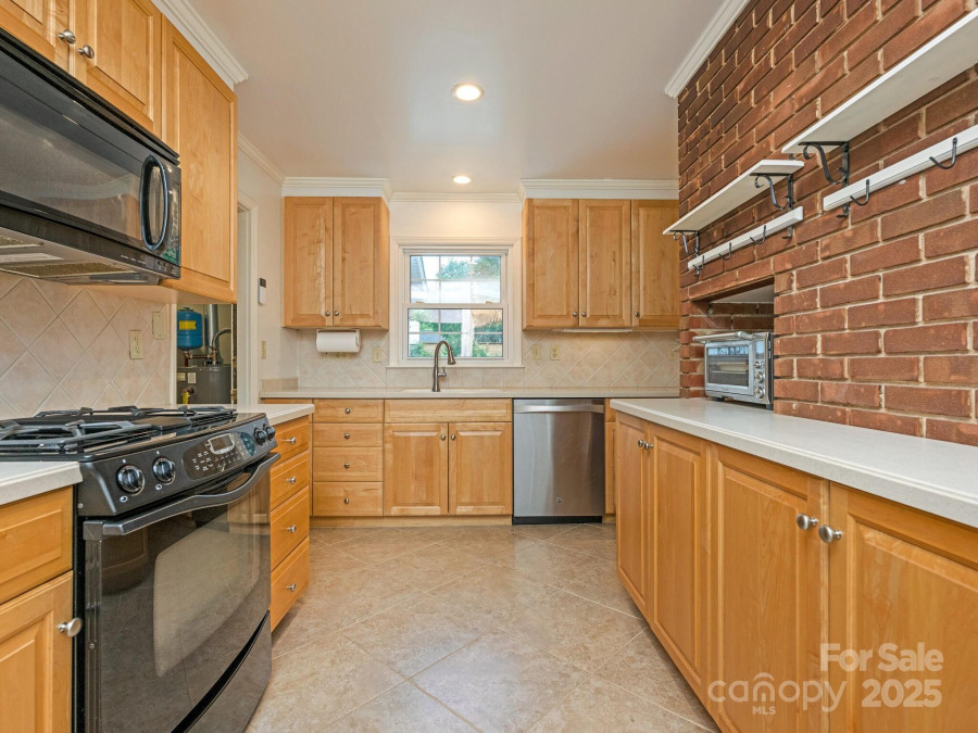3615 Champaign St Charlotte, NC 28210
