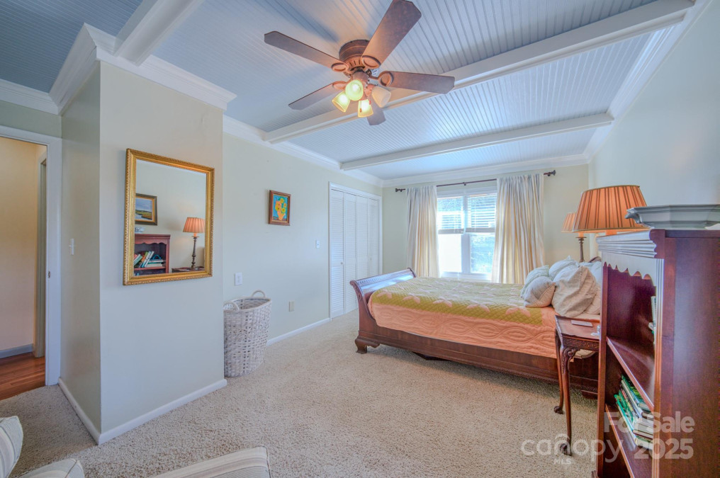 110 Sterling Way Waynesville, NC 28786