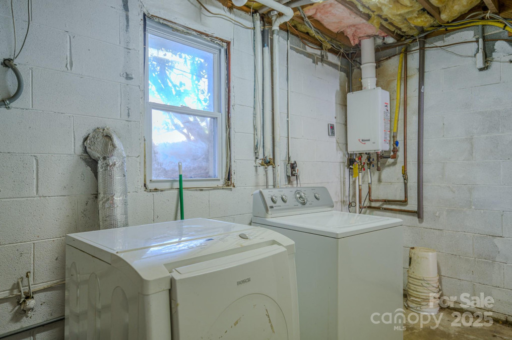 110 Sterling Way Waynesville, NC 28786