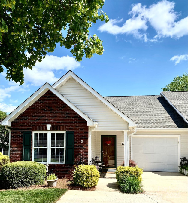 101 Keswick Ln Mooresville, NC 28117