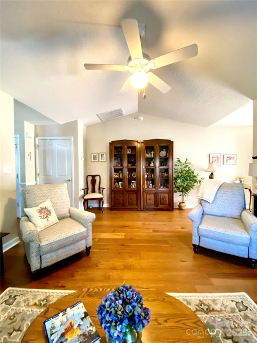 101 Keswick Ln Mooresville, NC 28117