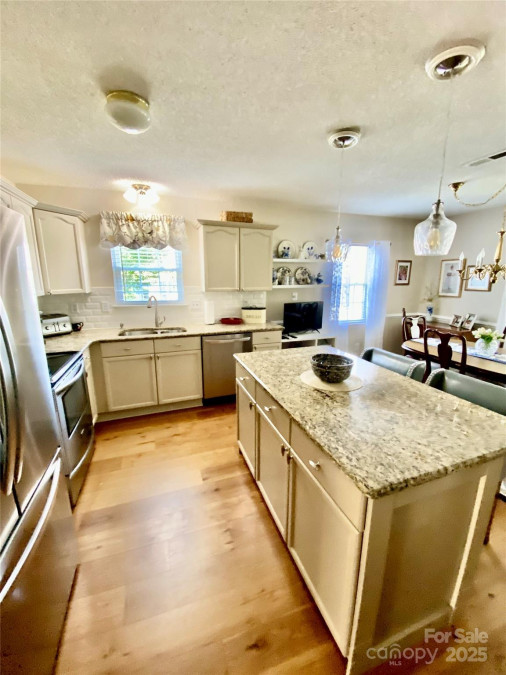 101 Keswick Ln Mooresville, NC 28117