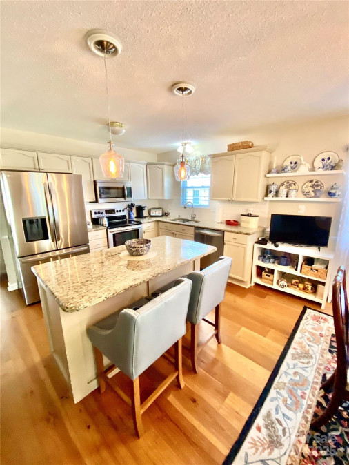 101 Keswick Ln Mooresville, NC 28117