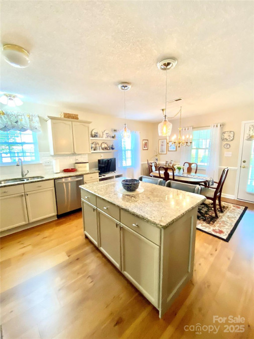 101 Keswick Ln Mooresville, NC 28117
