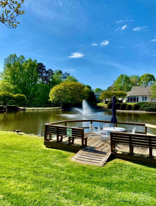 101 Keswick Ln Mooresville, NC 28117