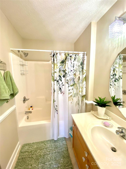 101 Keswick Ln Mooresville, NC 28117