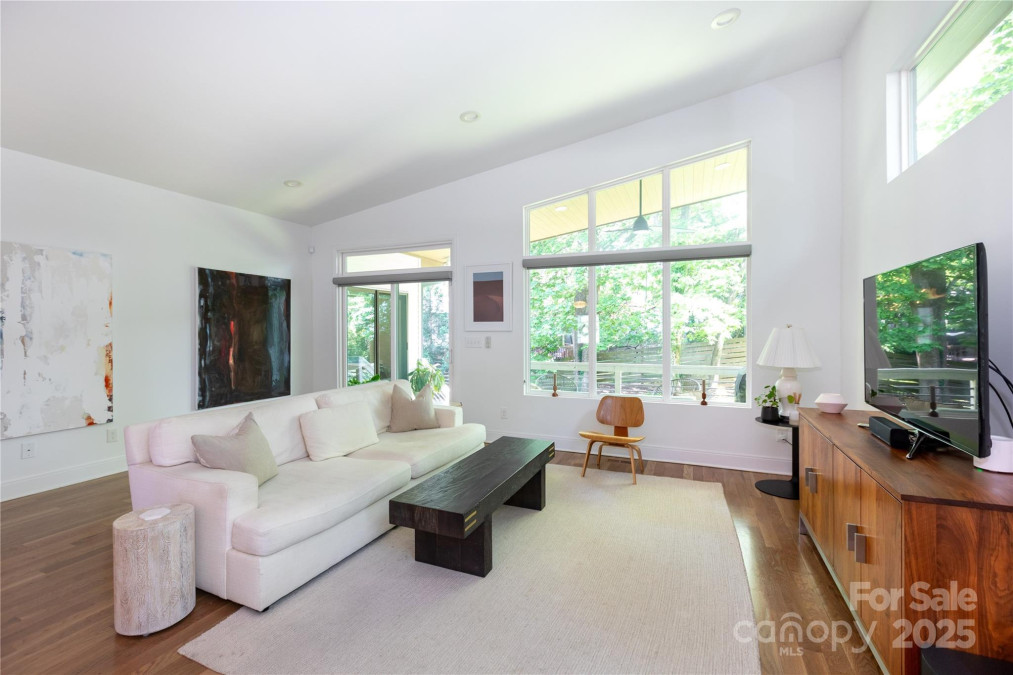 4211 Mantle Ct Charlotte, NC 28205