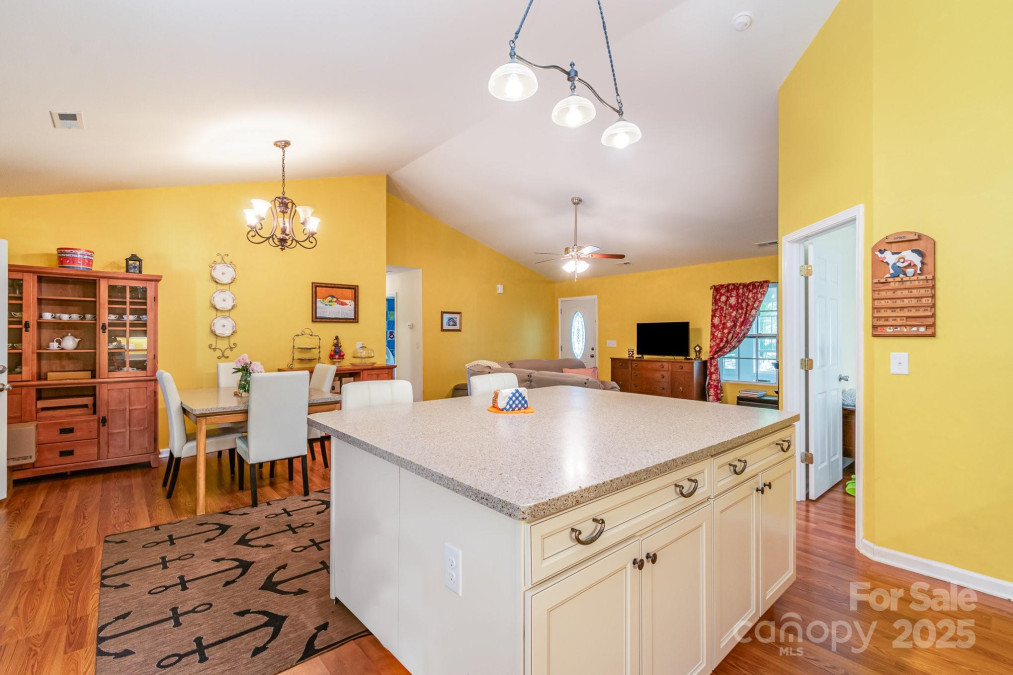 814 Independence Dr Wingate, NC 28174