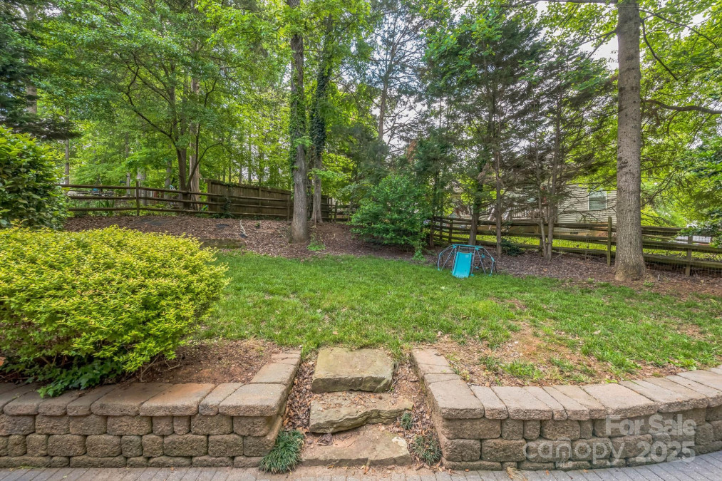 13312 Edgetree Dr Pineville, NC 28134