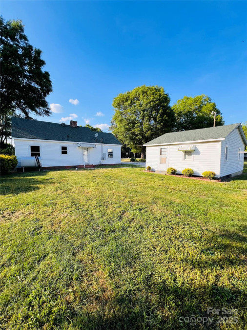 716 Union St Marshville, NC 28103