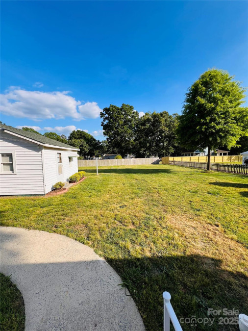 716 Union St Marshville, NC 28103