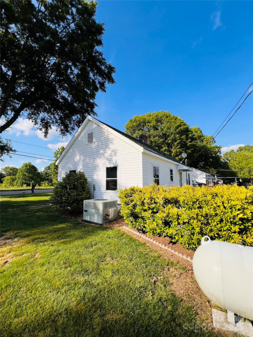 716 Union St Marshville, NC 28103