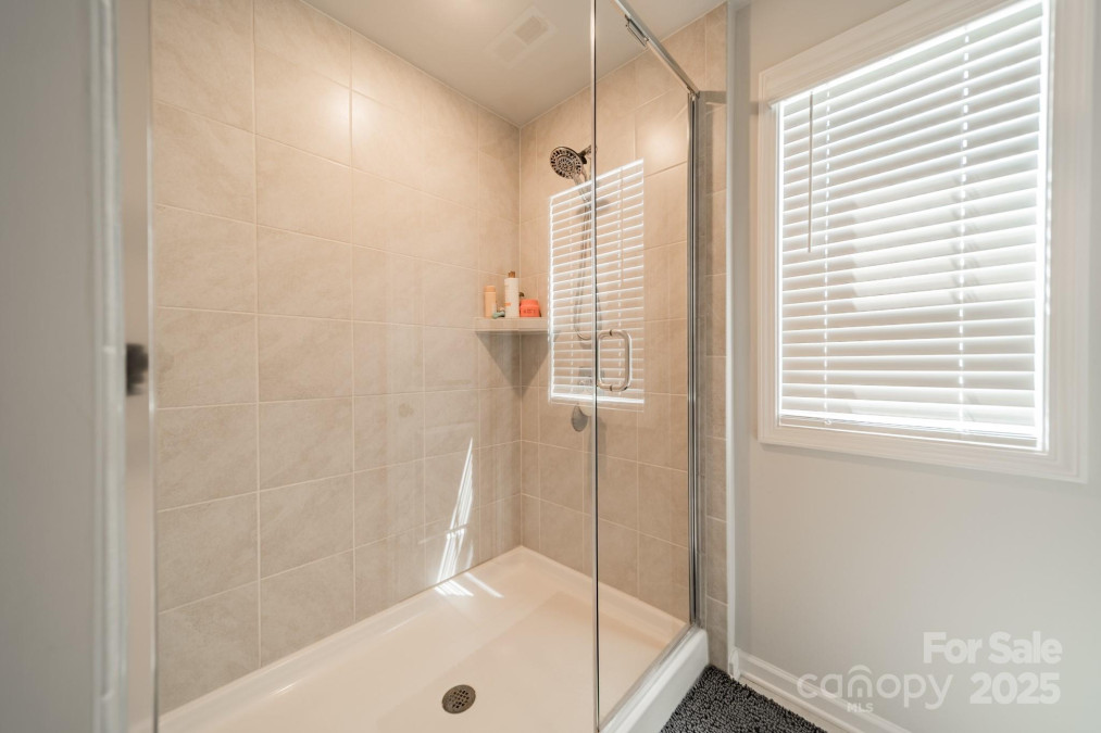 804 Lyndon Station Dr Pineville, NC 28134