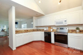 8233 Christmas Ct Charlotte, NC 28216