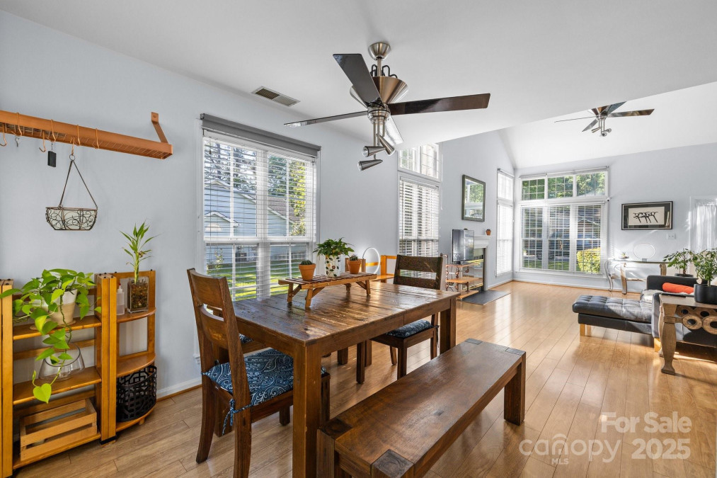 13914 Loch Loyal Dr Charlotte, NC 28273