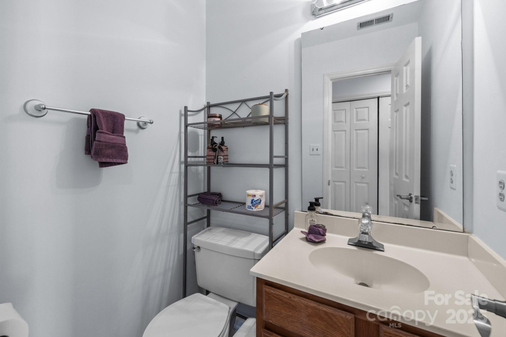 13914 Loch Loyal Dr Charlotte, NC 28273