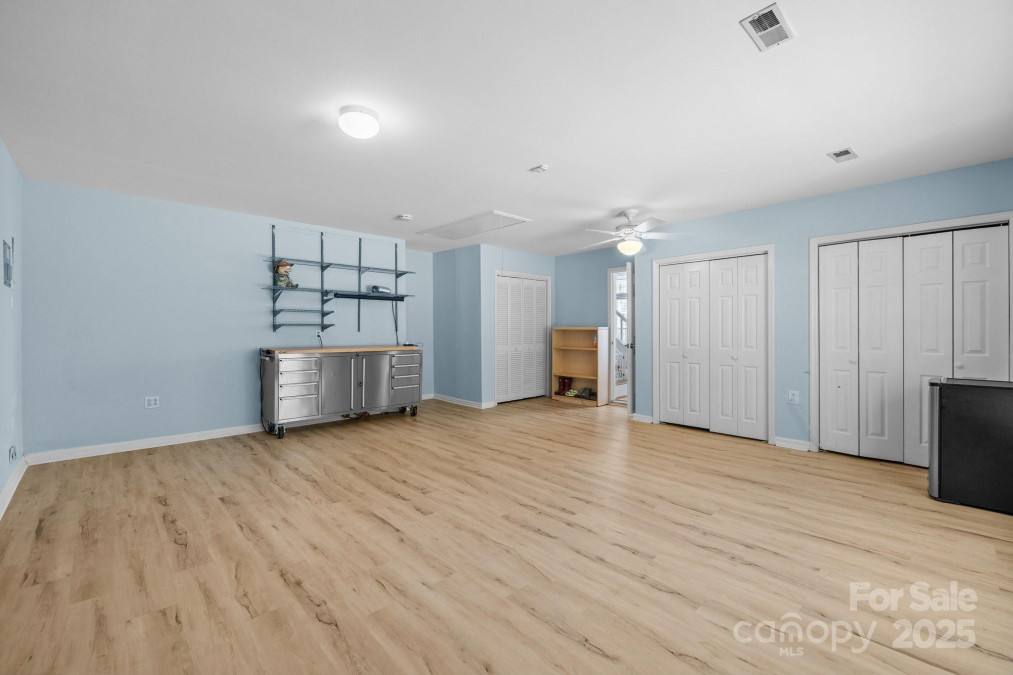 13914 Loch Loyal Dr Charlotte, NC 28273
