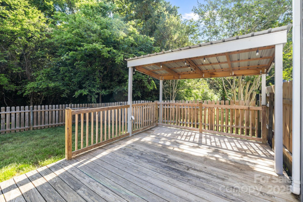 13914 Loch Loyal Dr Charlotte, NC 28273