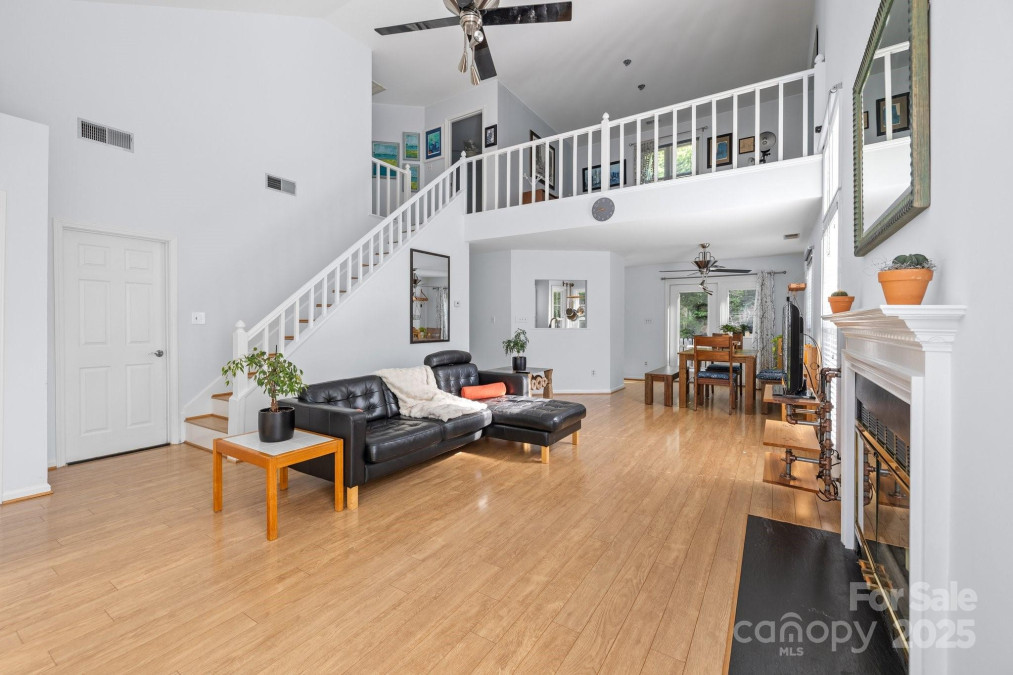 13914 Loch Loyal Dr Charlotte, NC 28273