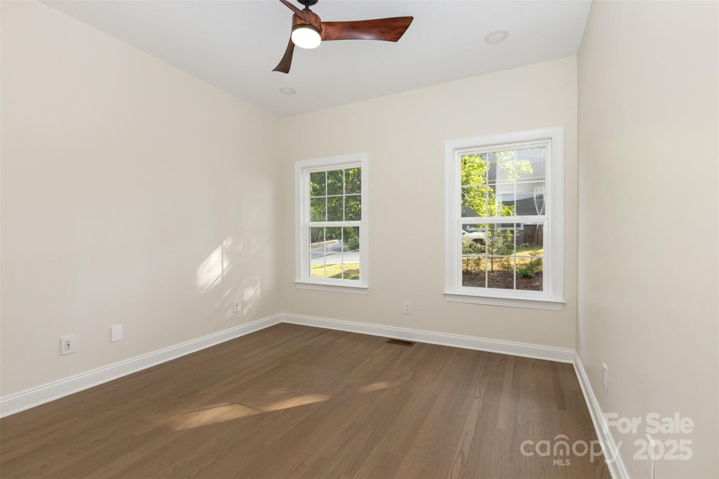 4907 Ardenwoods Dr Charlotte, NC 28215