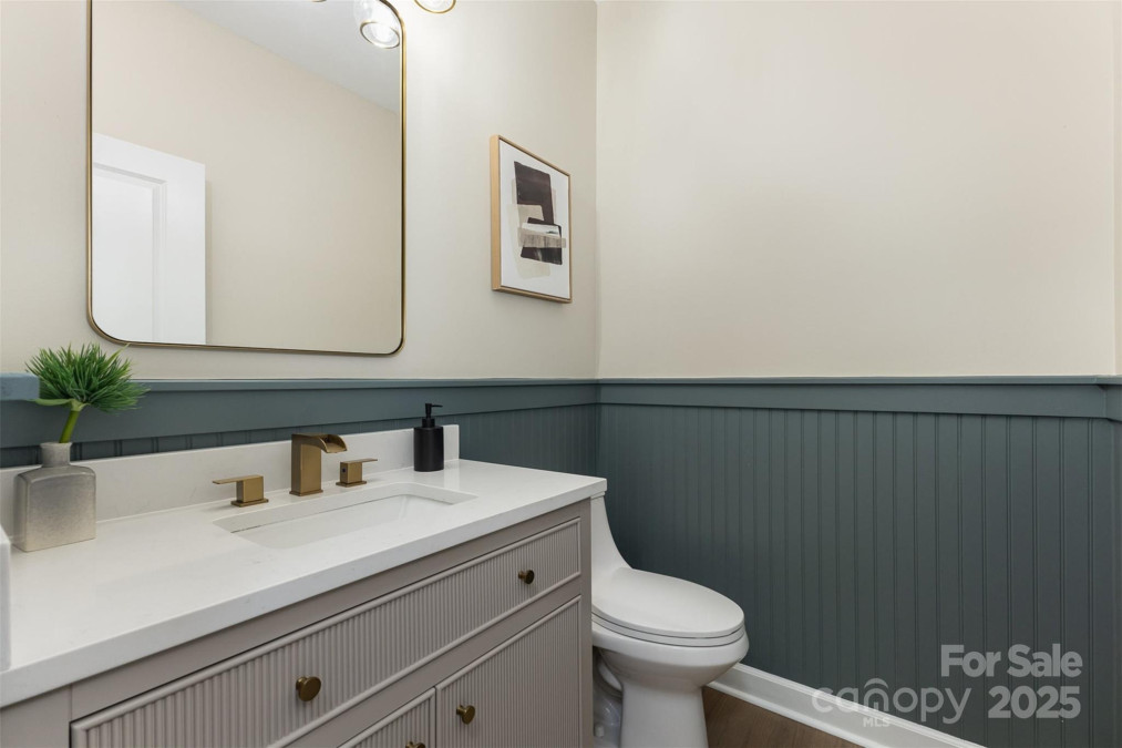 4907 Ardenwoods Dr Charlotte, NC 28215