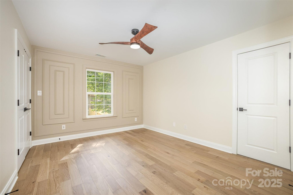 4907 Ardenwoods Dr Charlotte, NC 28215