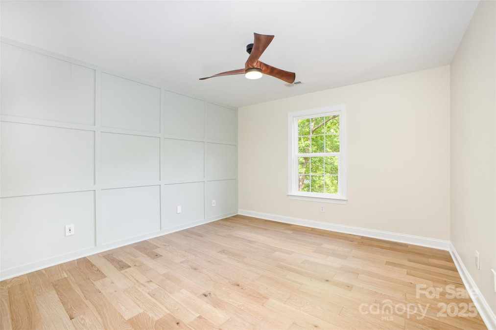 4907 Ardenwoods Dr Charlotte, NC 28215