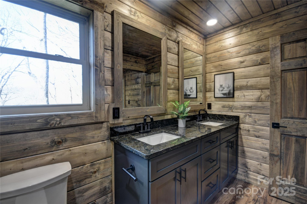601 Tater Patch Rd Maggie Valley, NC 28751