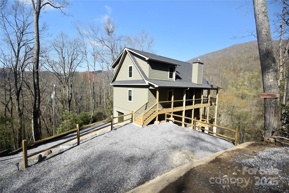 601 Tater Patch Rd Maggie Valley, NC 28751