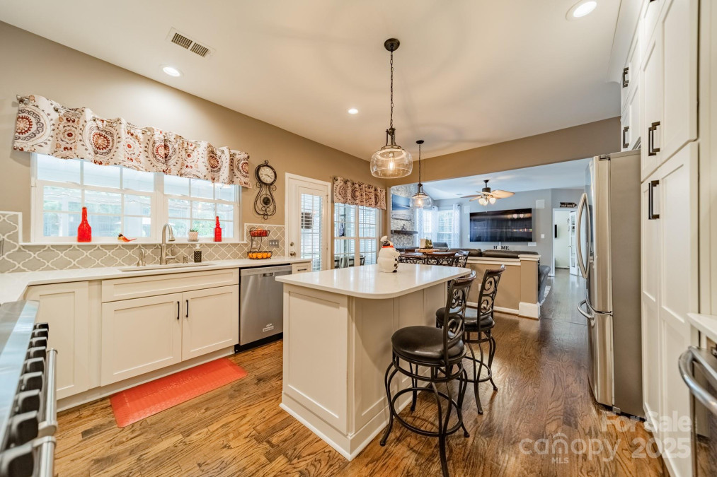 8707 Darcy Hopkins Dr Charlotte, NC 28277