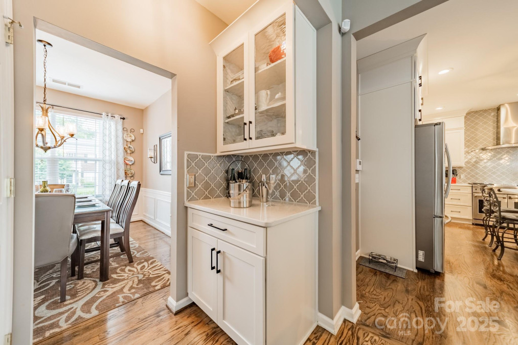 8707 Darcy Hopkins Dr Charlotte, NC 28277