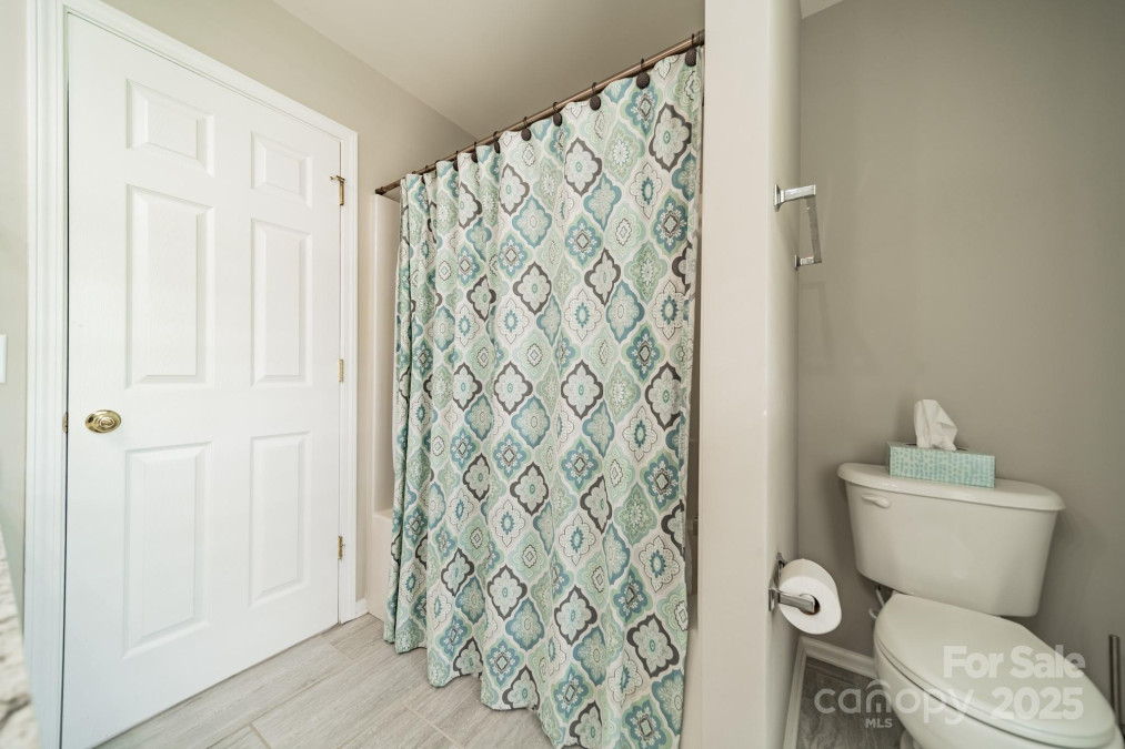 8707 Darcy Hopkins Dr Charlotte, NC 28277