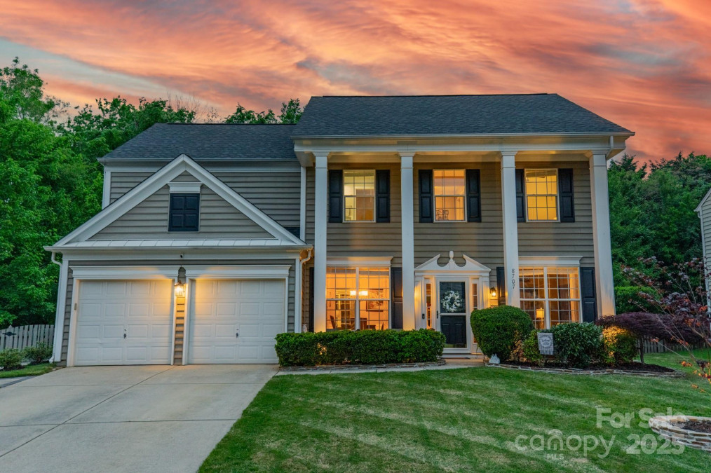 8707 Darcy Hopkins Dr Charlotte, NC 28277