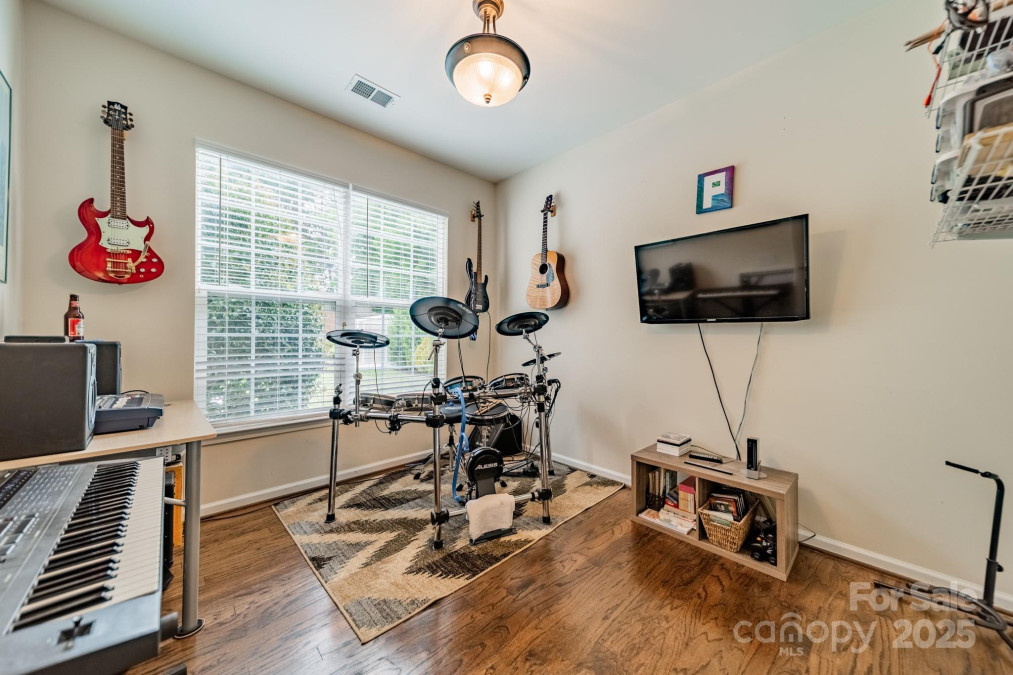 8707 Darcy Hopkins Dr Charlotte, NC 28277