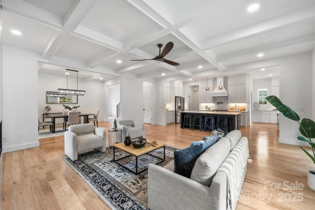 910 Everett Pl Charlotte, NC 28205