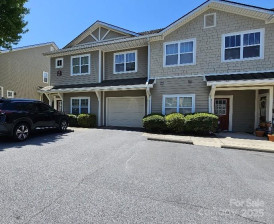 93 Foxden Dr Fletcher, NC 28732