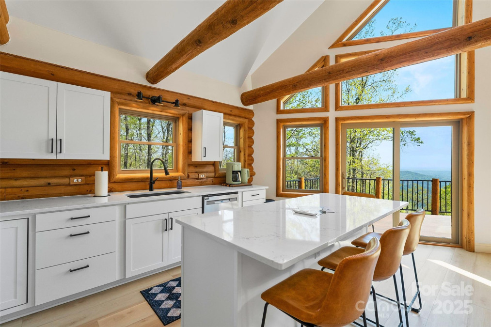 153 Chetan Way Lake Lure, NC 28746