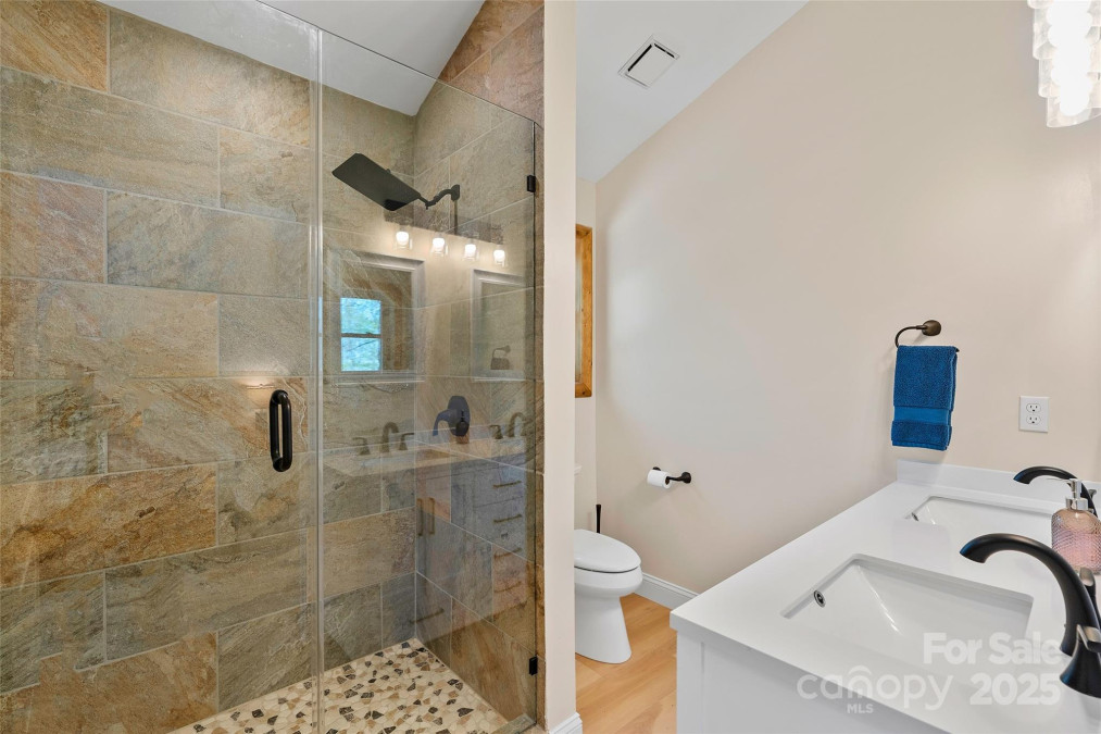153 Chetan Way Lake Lure, NC 28746