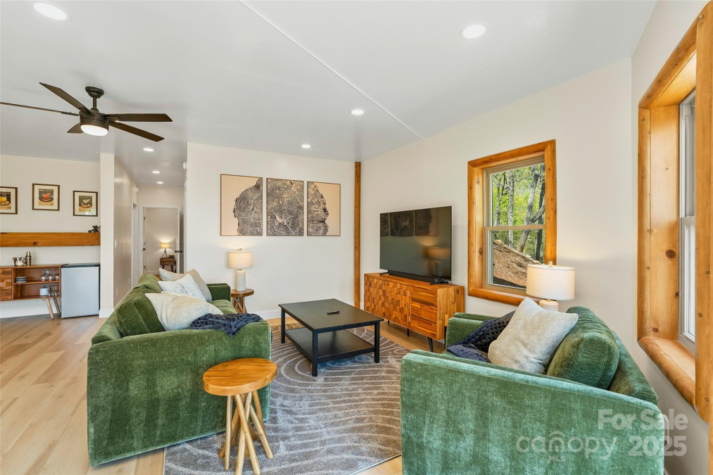153 Chetan Way Lake Lure, NC 28746