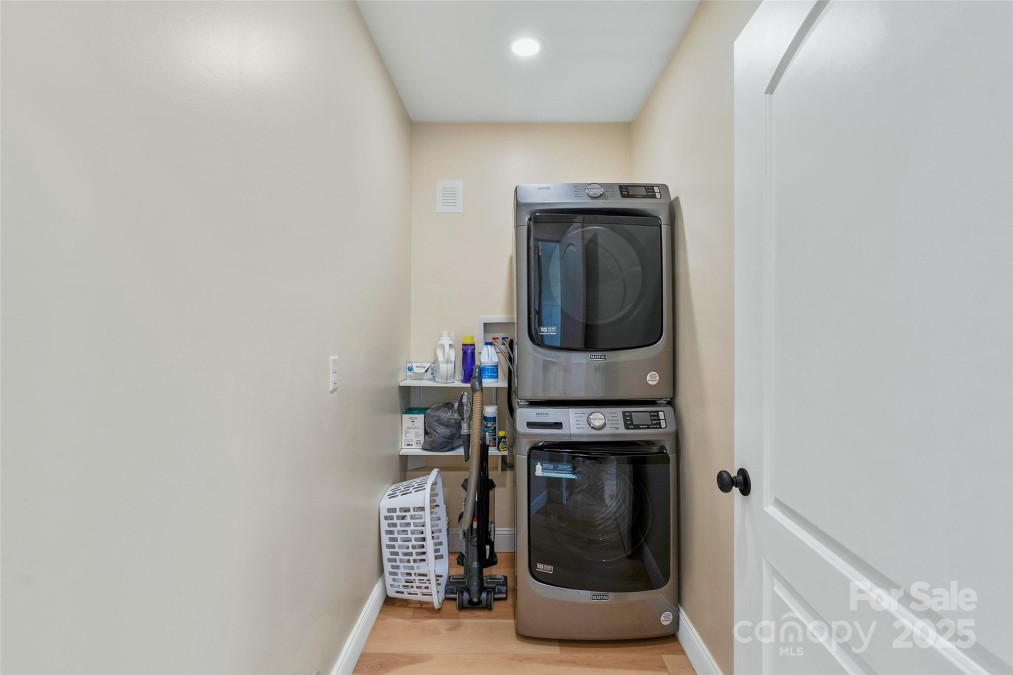153 Chetan Way Lake Lure, NC 28746