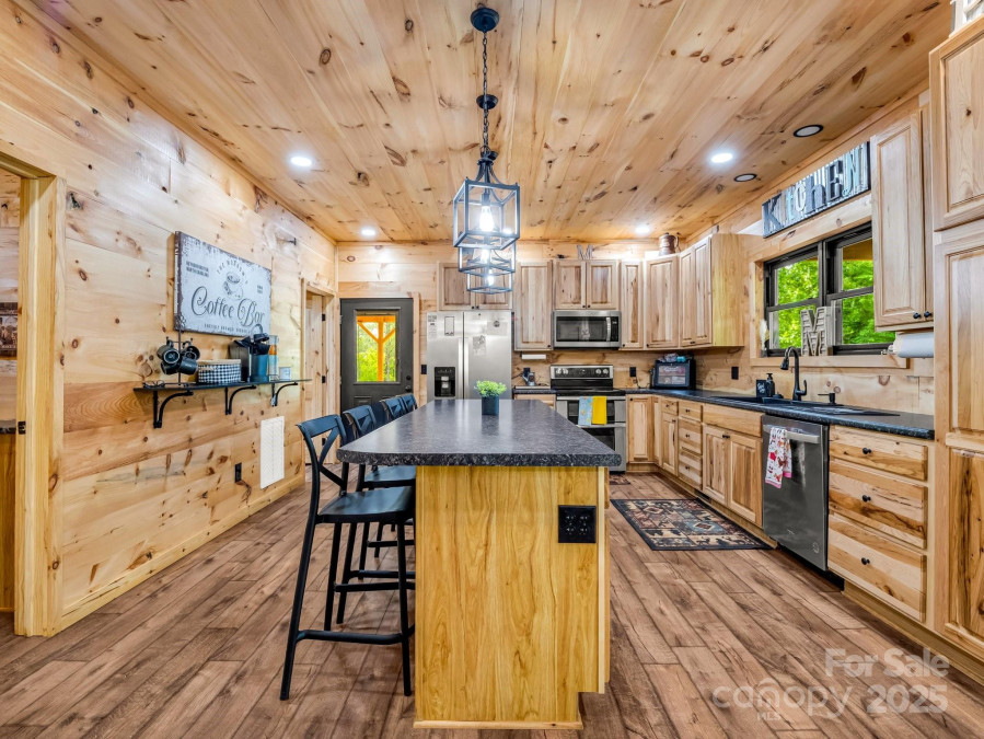 782 County Line Rd Rutherfordton, NC 28139