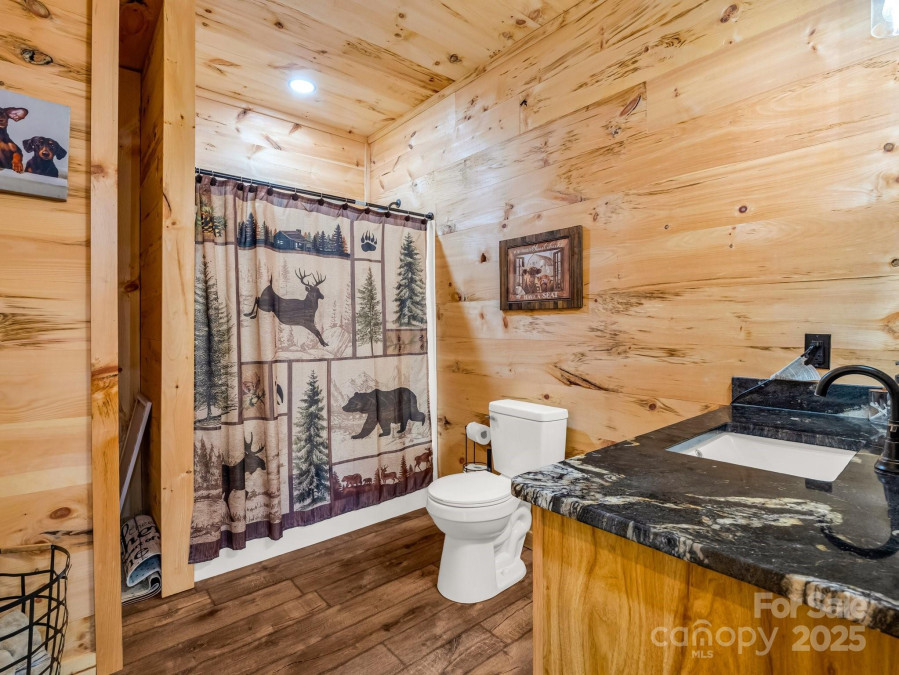 782 County Line Rd Rutherfordton, NC 28139
