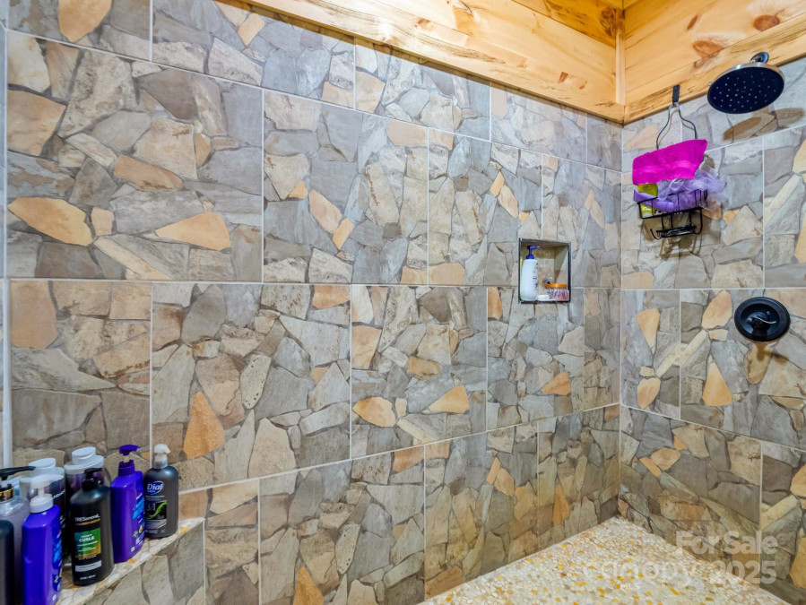 782 County Line Rd Rutherfordton, NC 28139