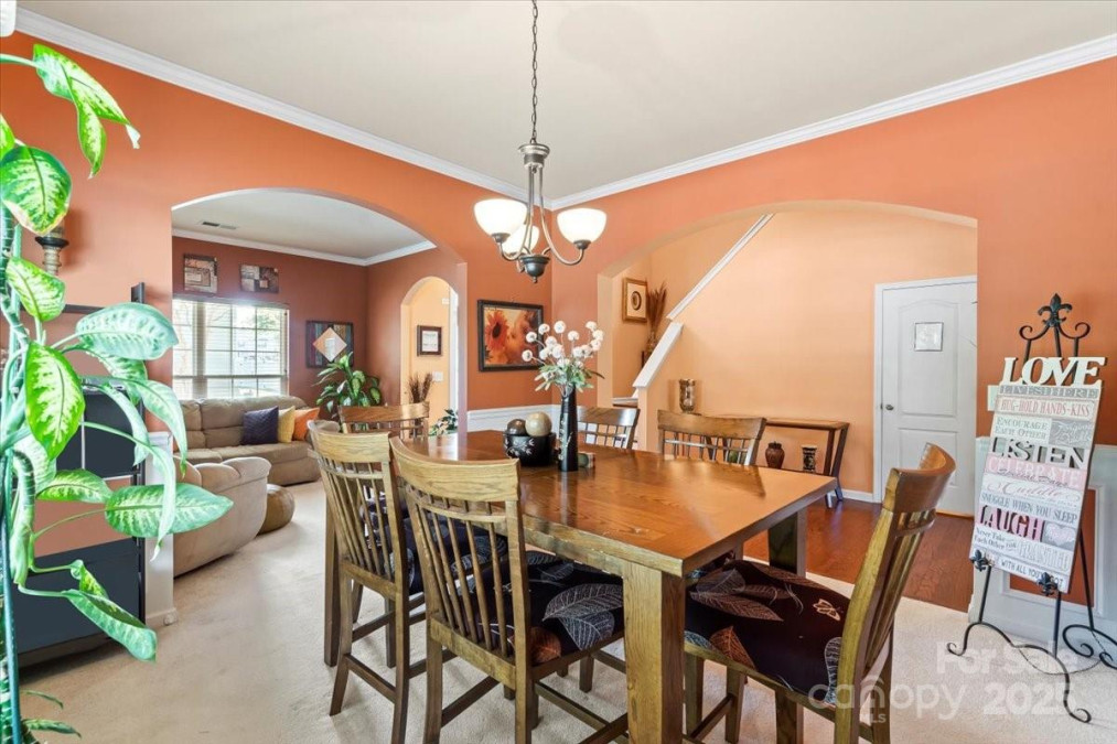 13502 Brandon Trail Dr Charlotte, NC 28213