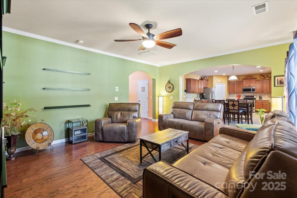 13502 Brandon Trail Dr Charlotte, NC 28213