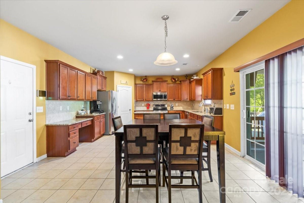13502 Brandon Trail Dr Charlotte, NC 28213